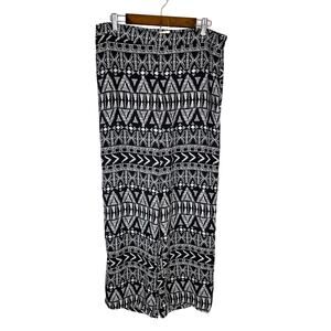 B Design pants women's large slacks soft wide legged pull on black graphic print